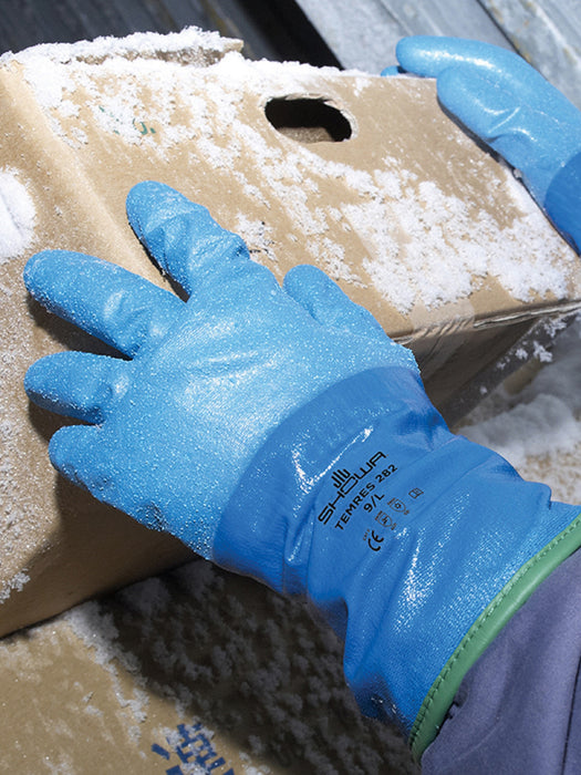 WATERPROOF BREATHABLE GLOVES